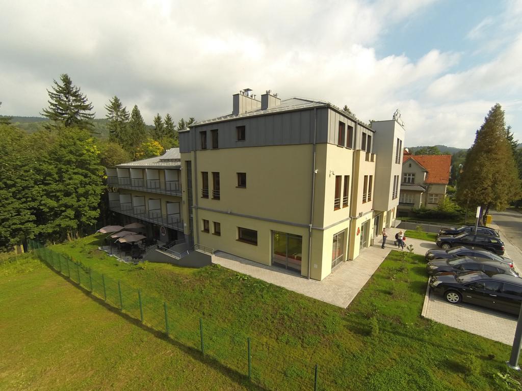 Ck Kalina Hotel Ladek-Zdroj Exterior photo